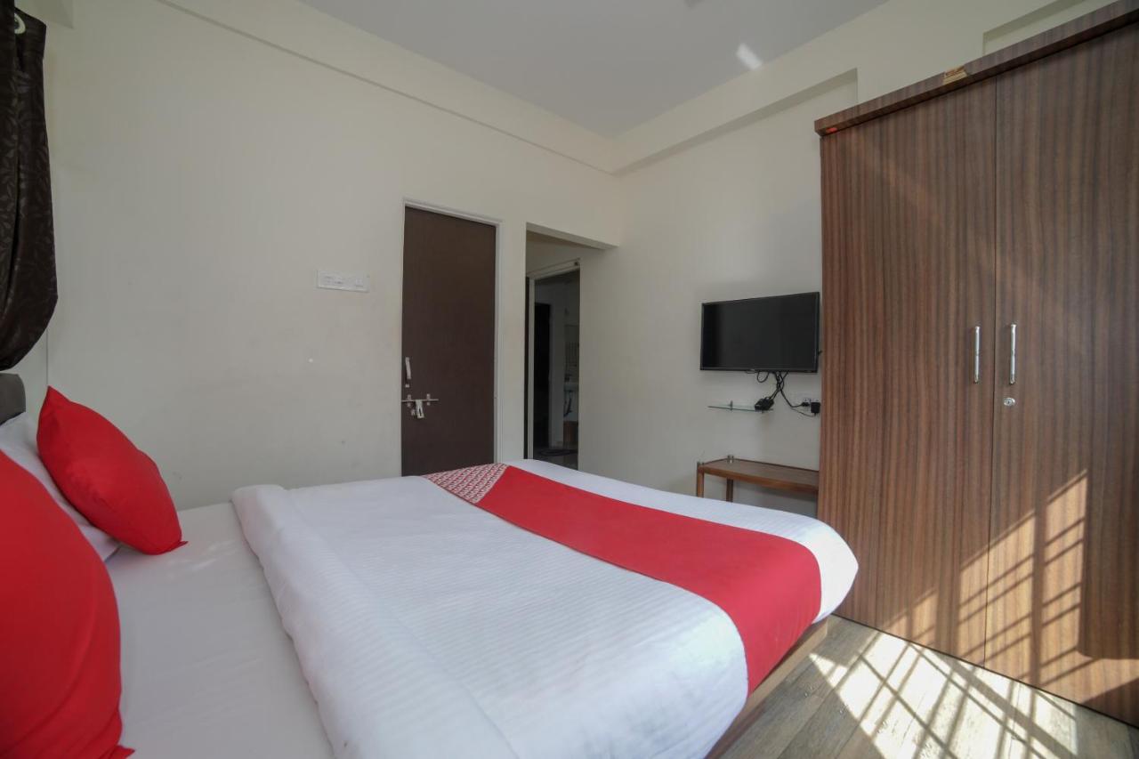 Hotel Shelter 那格浦尔 外观 照片