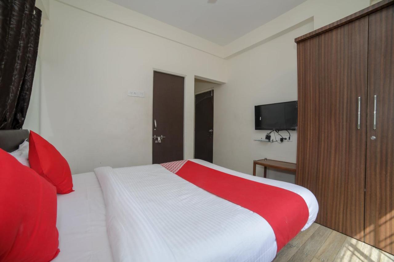 Hotel Shelter 那格浦尔 外观 照片